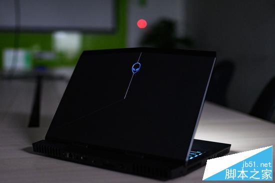 alienware 13 r4值得买吗?戴尔全新Alienware 13 R4笔记本全面深度评测图解