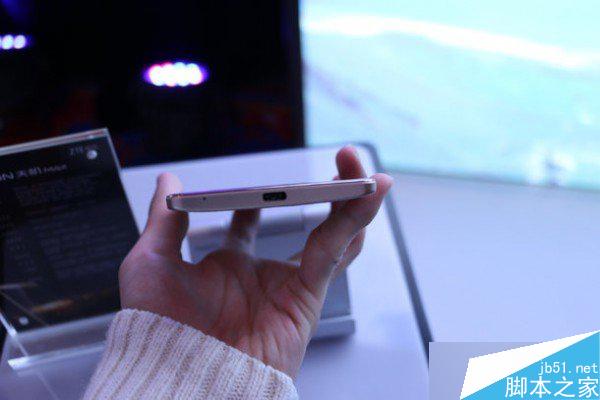 中兴AXON天机MAX怎么样