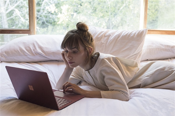 帅爆!Suface Laptop图赏:配置逆天