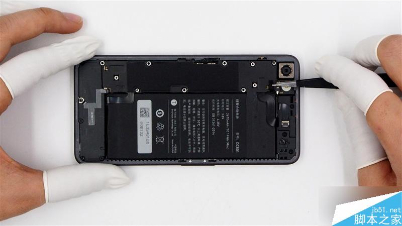 2499元做工如何?锤子T2真机拆解 值!