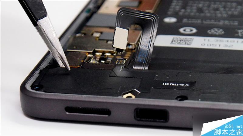 2499元做工如何?锤子T2真机拆解 值!