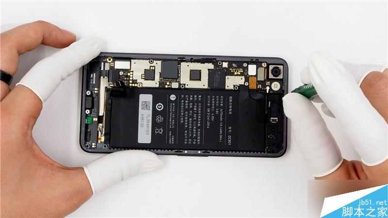 2499元做工如何?锤子T2真机拆解 值!