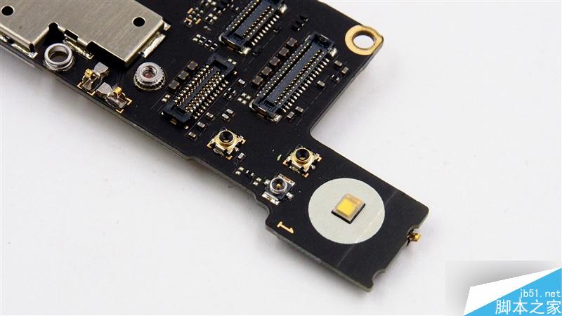 2499元做工如何?锤子T2真机拆解 值!