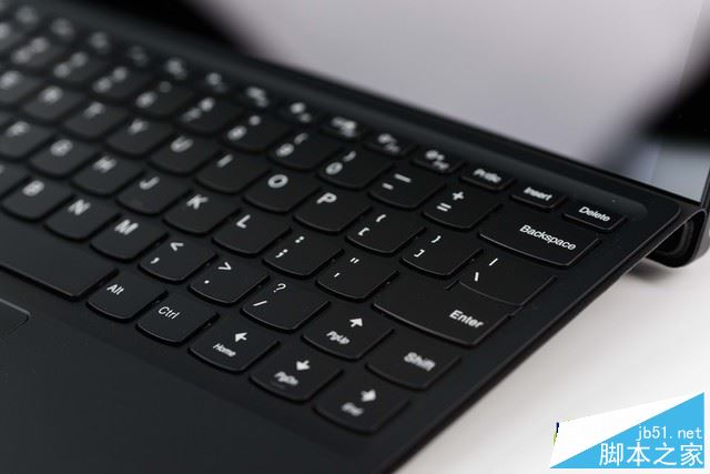 联想MIIX 5 Plus怎么样?联想MIIX 5 Plus高性能二合一PC全面评测图解