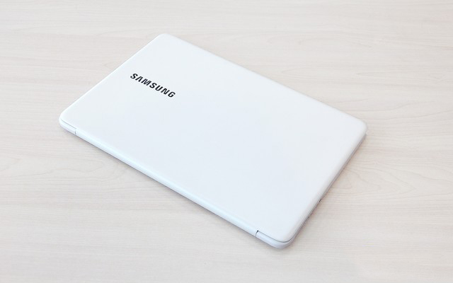 三星NoteBook 9值得买吗?三星NoteBook 900X3N轻薄笔记本全面评测图解