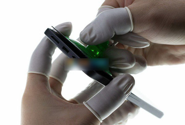 锤子T2后盖怎么打开？锤子T2后盖拆解教程