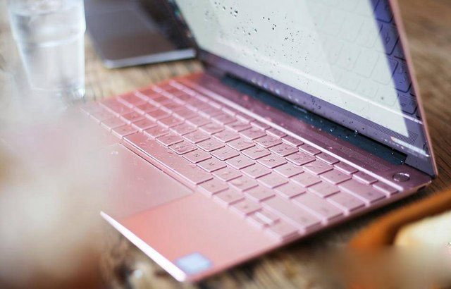 华为MateBook X和苹果MacBook哪个好 谁更值得买?
