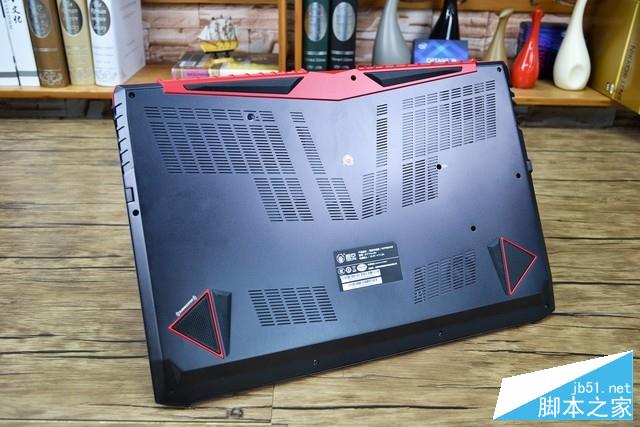专业的电竞级别游戏本 吾空S17 Pro-8U评测