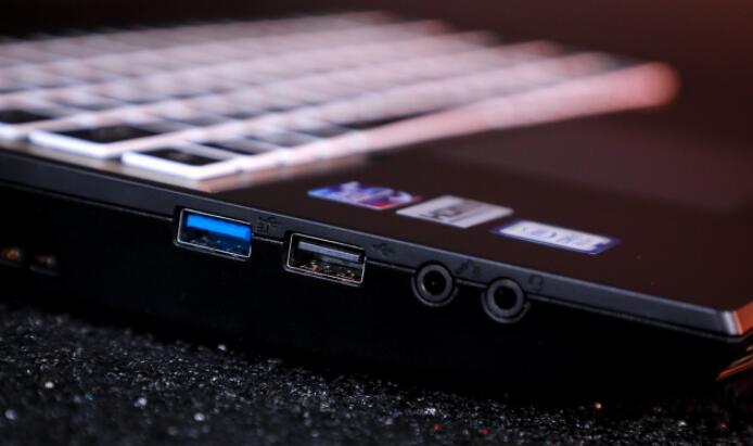 疾速新纪元!神舟战神ZX8-CR5S1游戏本评测