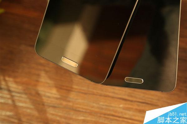 小米5陶瓷vs.玻璃真机对比图赏：差别这么大！