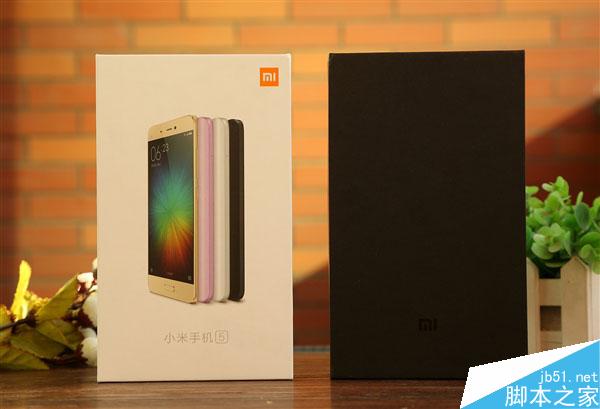 小米5陶瓷vs.玻璃真机对比图赏：差别这么大！