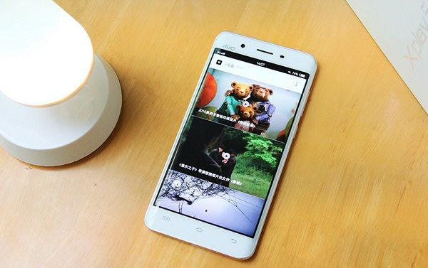 vivo Xplay5标准版和旗舰版参数配置对比