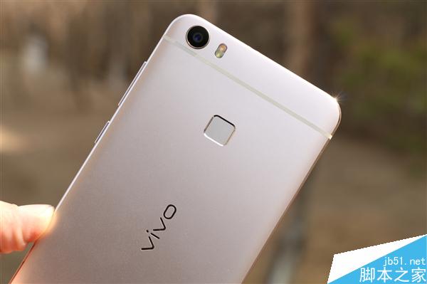 vivo Xplay5真机开箱图赏：最帅国产手机！