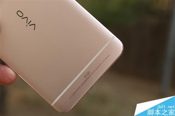 vivo Xplay5真机开箱图赏：最帅国产手机！