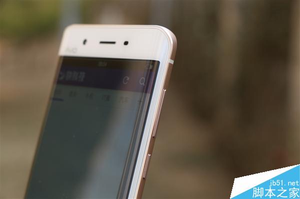 vivo Xplay5真机开箱图赏：最帅国产手机！