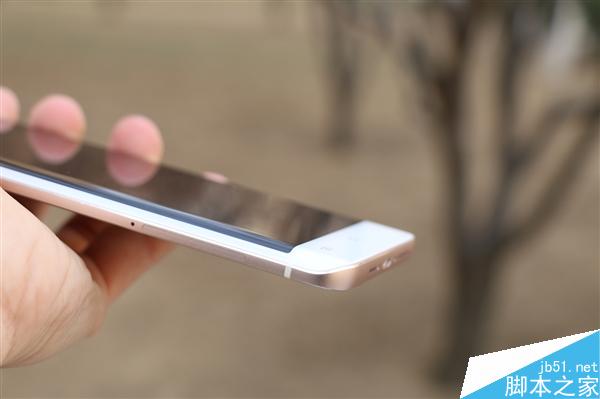 vivo Xplay5真机开箱图赏：最帅国产手机！