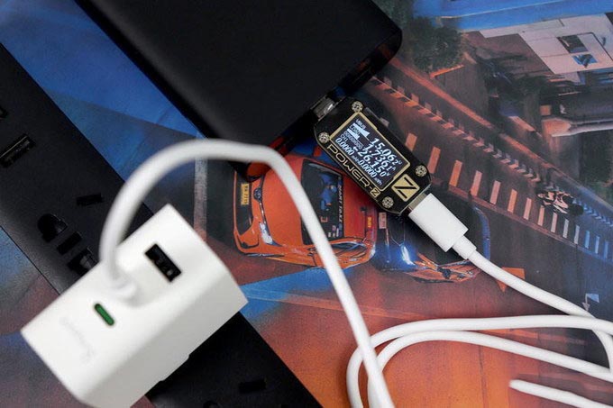 多送1根线,交个好朋友?omthing氮化镓2C1A 65W PD充电器体验
