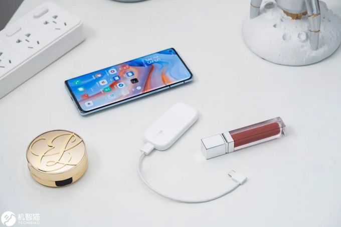 体积全球最小,兼容主流协议!OPPO 50W饼干超闪充电器抢先体验