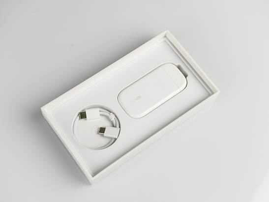 OPPO 50W超闪饼干充电器体验:装在口袋里的紧急充电站