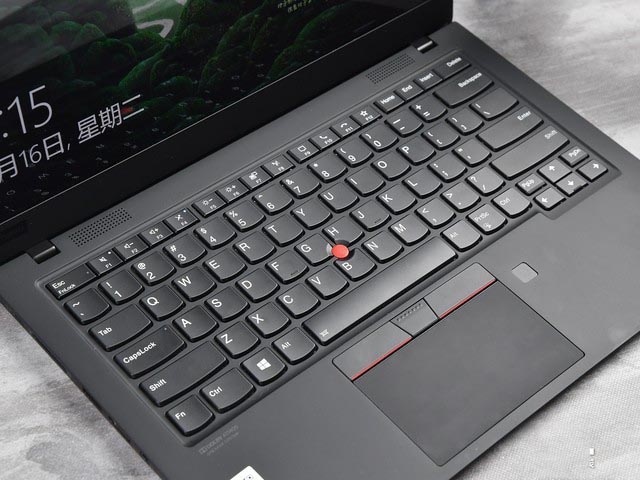 机身A面材质竟与火箭同源 ThinkPad X1 Carbon 2020试用体验