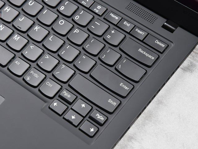 机身A面材质竟与火箭同源 ThinkPad X1 Carbon 2020试用体验