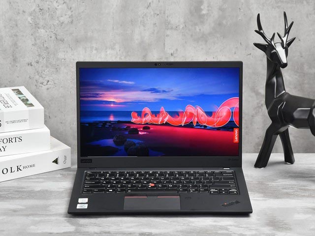 机身A面材质竟与火箭同源 ThinkPad X1 Carbon 2020试用体验