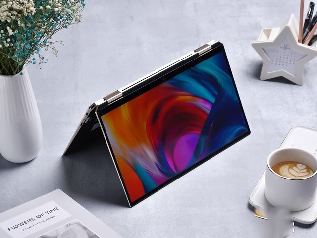 惠普发布英特尔移动超能版笔记本惠普Spectre x360变形本:重新定义高端PC体验