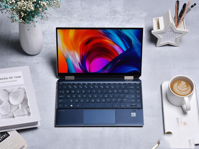惠普发布英特尔移动超能版笔记本惠普Spectre x360变形本:重新定义高端PC体验