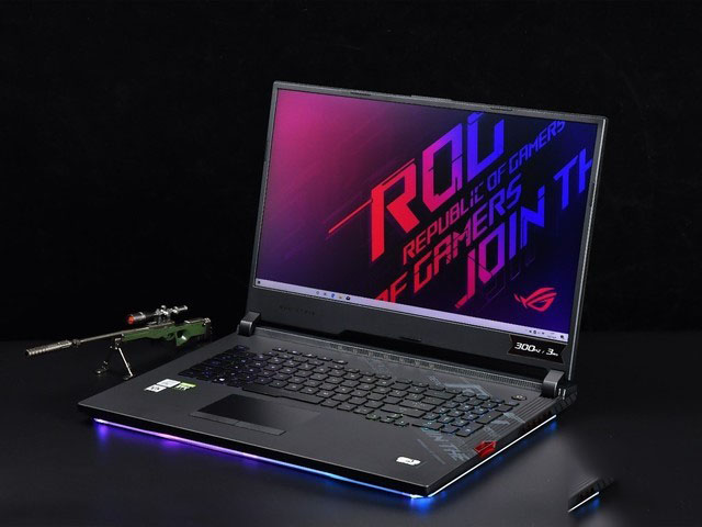 ROG与BMW能擦出怎么样的火花? ROG枪神4 Plus评测