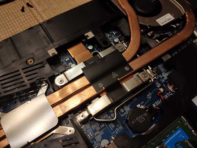 CPU可更换为65W的i7-10700(8核16线程)