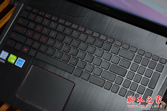 华硕飞行堡垒FX60VM值得买吗?华硕飞行堡垒FX60VM游戏本详细评测图解