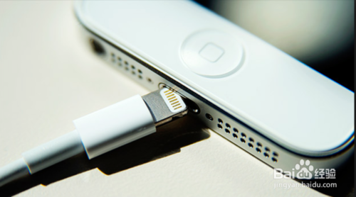 iPhone5s充不了电 苹果5s充不进去电怎么办