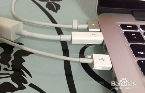 iPhone5s充不了电 苹果5s充不进去电怎么办