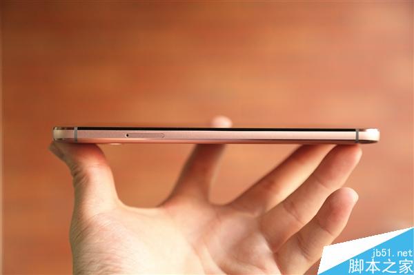 6GB机皇！乐Max 2真机图赏