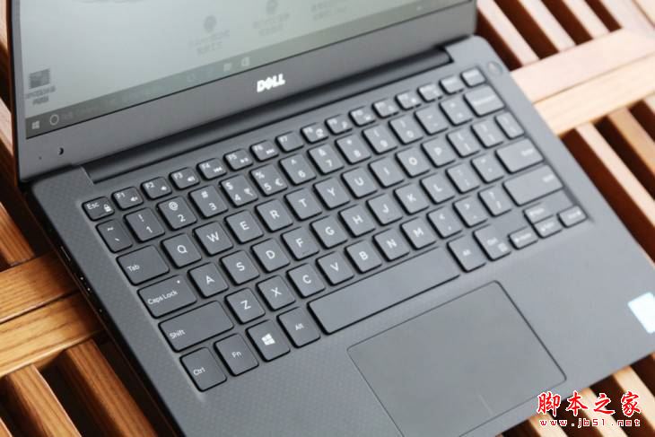 Surface Laptop和戴尔XPS13买哪个好?戴尔XPS13和Surface Laptop区别对比评测