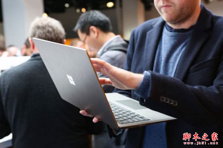 Surface Laptop和戴尔XPS13买哪个好?戴尔XPS13和Surface Laptop区别对比评测