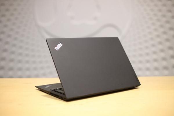 ThinkPad X1C 2017怎么样?2017款thinkpad X1 Carbon全面体验评测图解
