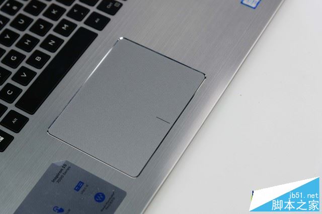 戴尔灵越15 7000怎么样?戴尔灵越15 7000笔记本全面深度评测图解