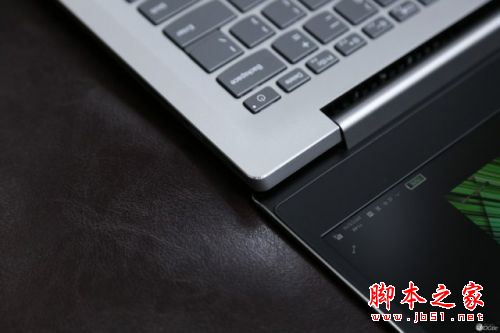 联想小新潮7000值得买吗?2017新款联想小新潮7000上手体验评测图解