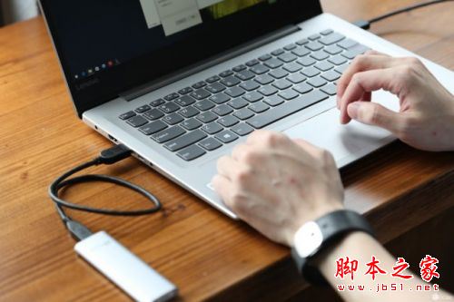联想小新潮7000值得买吗?2017新款联想小新潮7000上手体验评测图解