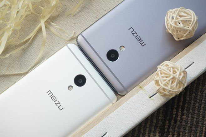 魅蓝Note5白色还是黑色好看?魅蓝Note5月光银与星空灰对比图赏