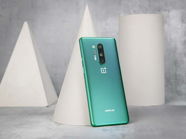 一加 8 Pro评测：2K+120Hz 屏幕机皇&ldquo;压轴&rdquo;登场  