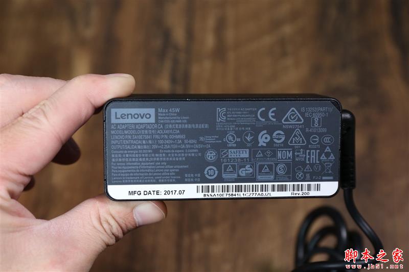 轻薄与性能兼具!联想ideapad 720S笔记本评测:这跑分我服了