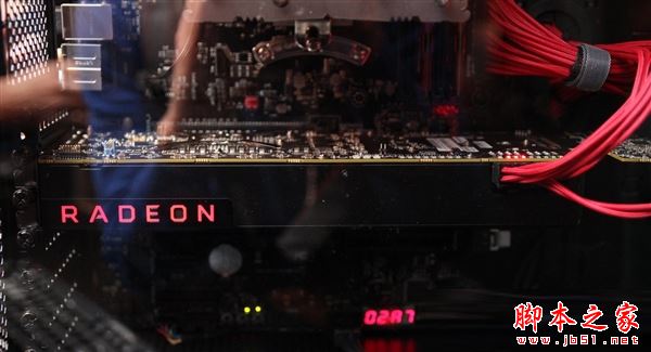 AMD Vega显卡细节照曝光:8+6pin供电