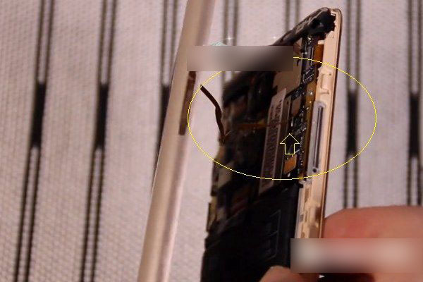 红米Note3后盖怎么打？详解红米Note3后盖打开方法