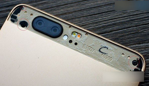 荣耀V8后盖怎么打开 荣耀V8后盖拆解与换电池教程