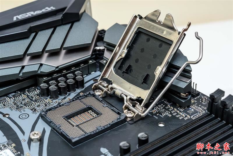 砍掉超线程!Intel i7-9700K深度评测:战平R7 就是太贵