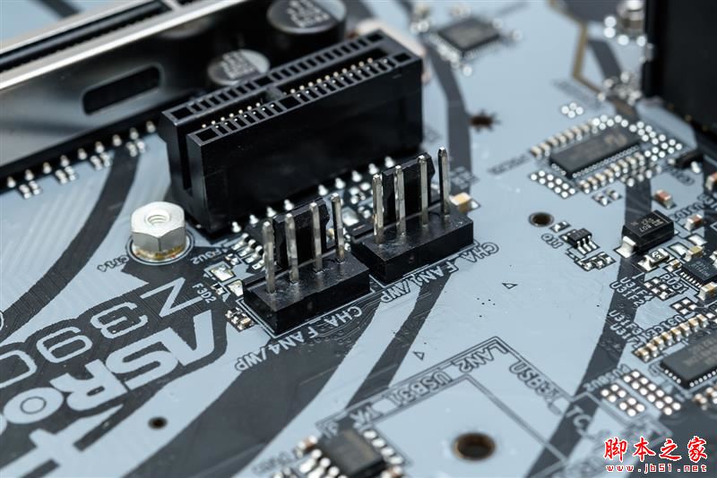 砍掉超线程!Intel i7-9700K深度评测:战平R7 就是太贵