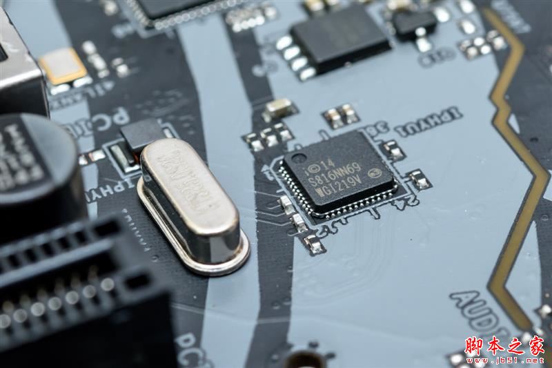 砍掉超线程!Intel i7-9700K深度评测:战平R7 就是太贵