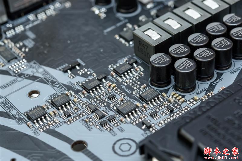 砍掉超线程!Intel i7-9700K深度评测:战平R7 就是太贵
